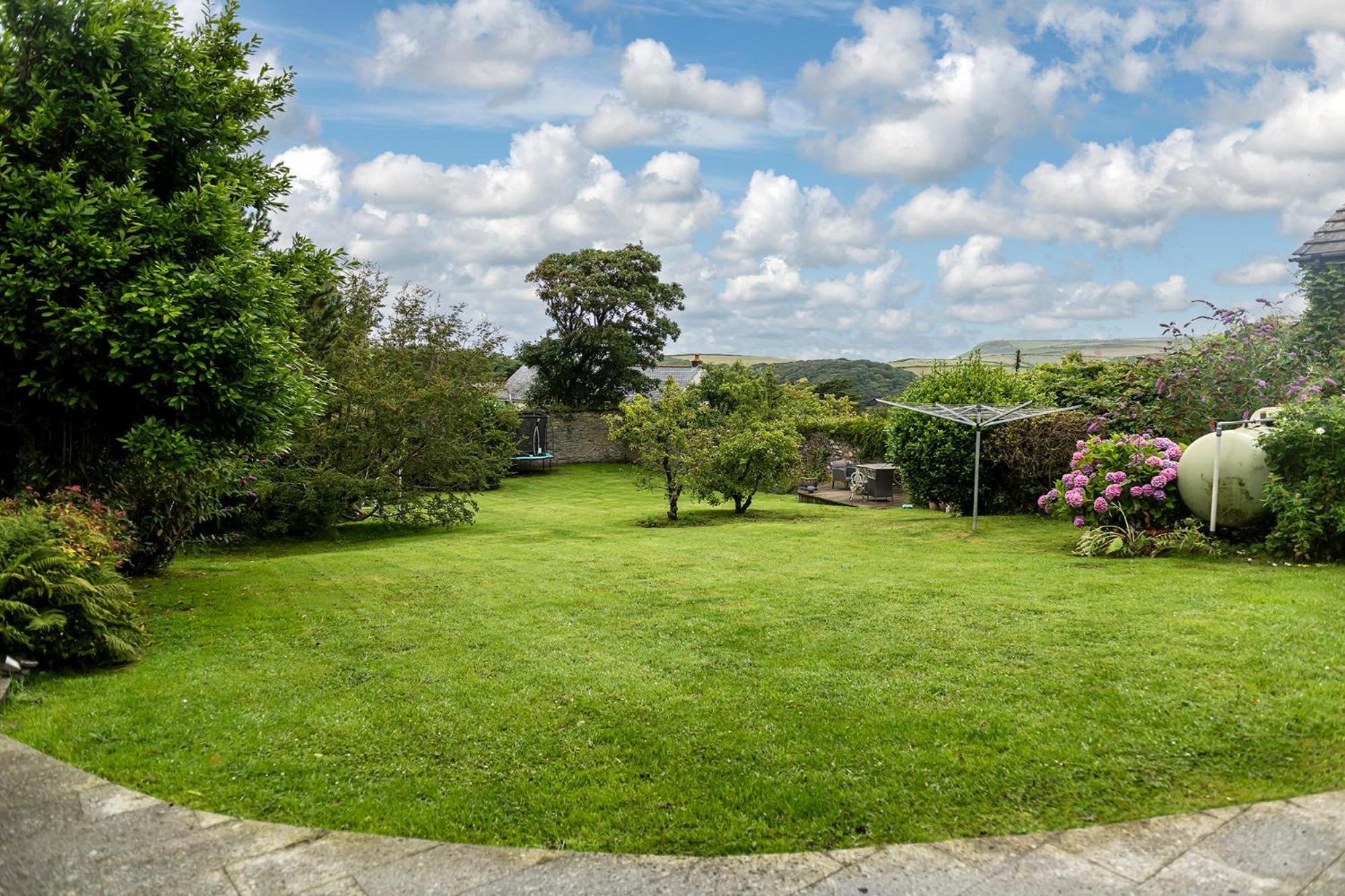 Zen Den Cornwall Boscastle