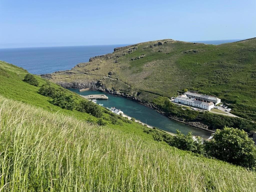 Zen Den Cornwall Boscastle